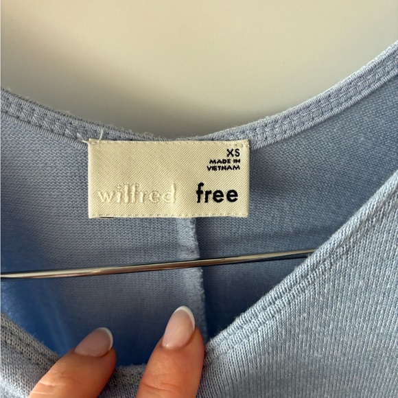 Assorted aritzia - Picture 5 of 13